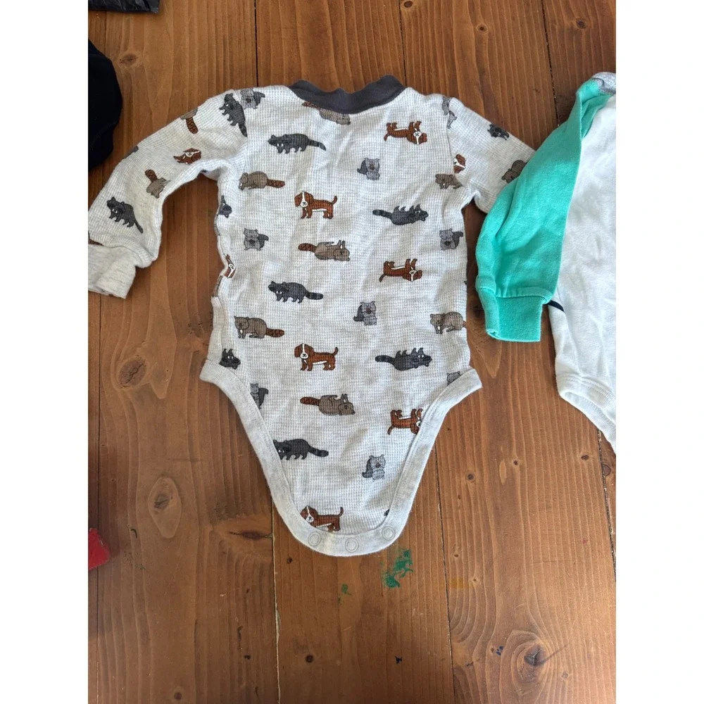 Carter's Baby 6M 2pc Long Sleeve Bodysuit Outfit Dinosaur Dog Print‎